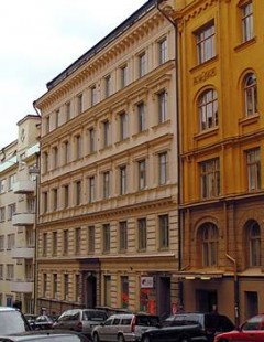 colonial